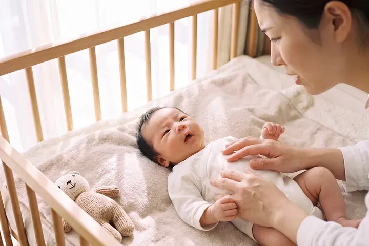 新生児のしゃっくりがよく出るのはなぜ？原因と安心ケアを小児科医が解説
